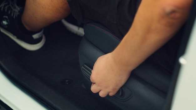 Неправильная регулировка привода педали