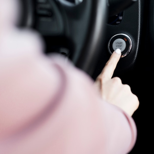 Что вызывает блокировку запуска двигателем системой Старлайн 93