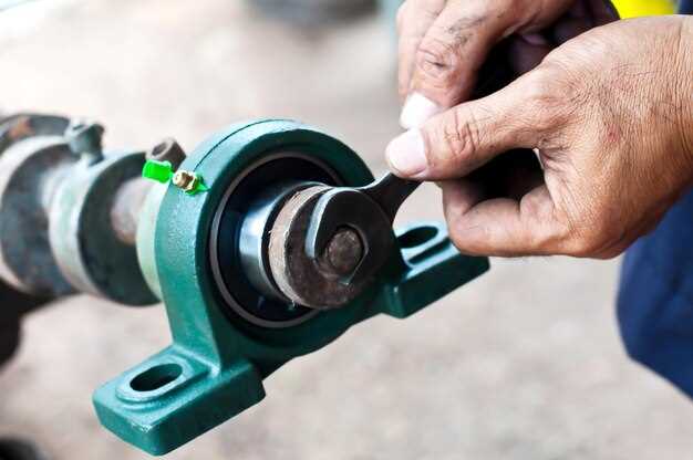 Снятие натяжителя и цепи привода распредвала