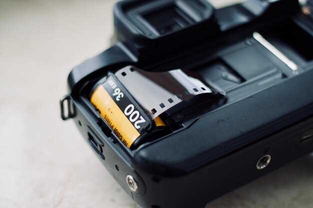 Разбор корпуса видеорегистратора и извлечение старого аккумулятора